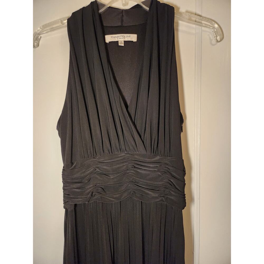 Evan Picone Black Dress Sz 4, Full Length,‎ Halter Top, Pleated Skirt, Black-tie